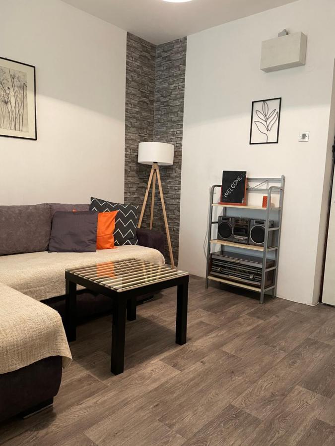 Apartman Lavanda Nowy Sad Zewnętrze zdjęcie
